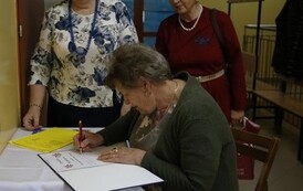 Maj&oacute;wka KGW "Seniorki" 41