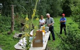 Spacer 4 sierpnia "Na szlaku walk powstańczych" Waśni&oacute;w-Nowa Słupia-Św. Krzyż-Mirogonowice-Momina 46
