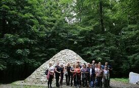 Spacer 4 sierpnia "Na szlaku walk powstańczych" Waśni&oacute;w-Nowa Słupia-Św. Krzyż-Mirogonowice-Momina 56