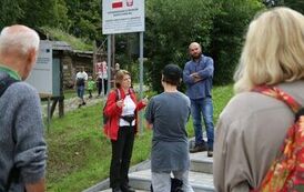 Spacer 4 sierpnia "Na szlaku walk powstańczych" Waśni&oacute;w-Nowa Słupia-Św. Krzyż-Mirogonowice-Momina 74