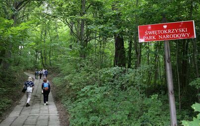 Zdjęcie do Spacer "Na szlaku walk powstańczych" 1 sierpnia Waśni&oacute;w-Grzegorzowice-Kun&oacute;w-Chocim&oacute;w
