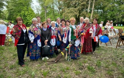 Zdjęcie do Zjazd k&oacute;ł gospodyń wiejskich &bdquo;pod biało &ndash; czerwoną&rdquo;